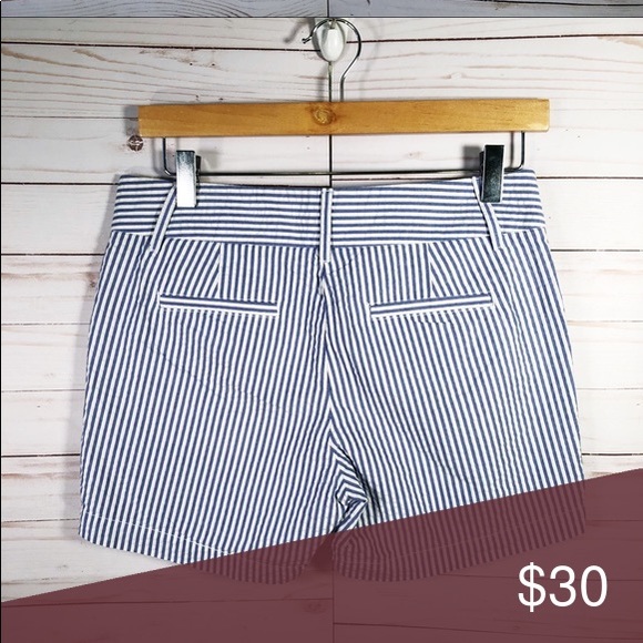 🩳🆕J. Crew Grey Seersucker Shorts🩳 - Picture 2 of 9
